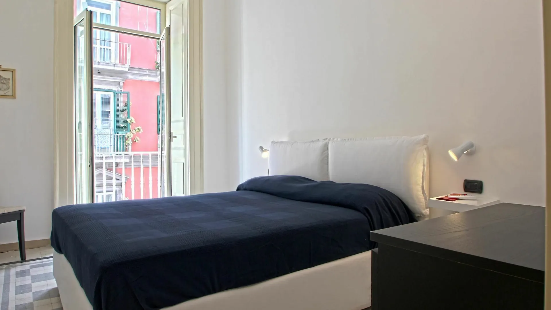 Feeling Italy - Naples Apartment